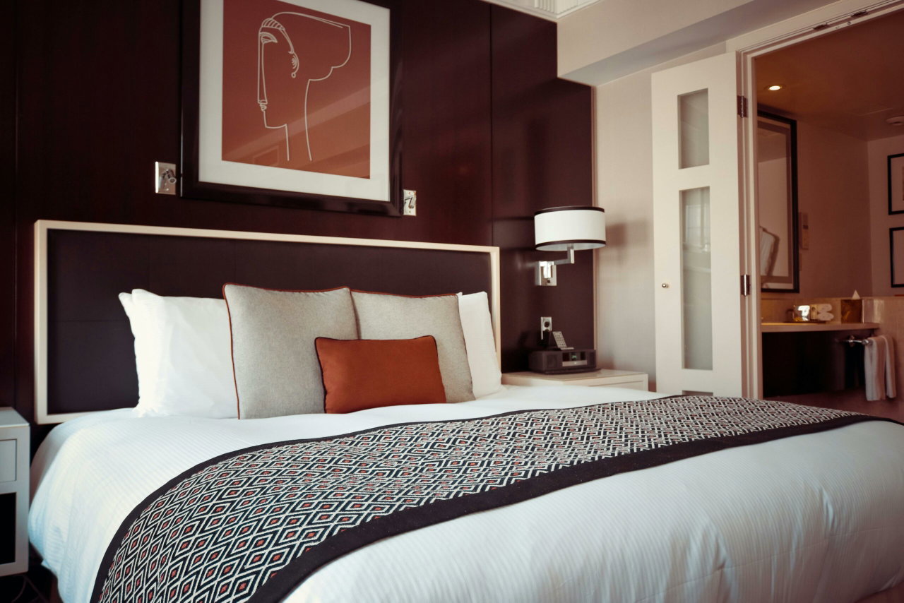 A hotel bed